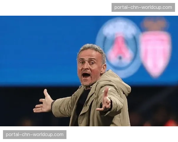 恩里克赛前暗示将变阵,巴黎三中卫体系迎战摩纳哥 恩里克赛前暗示将变阵,巴黎三中卫体系迎战摩纳哥